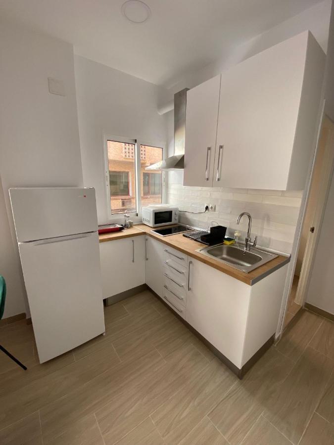 City Center And Beach Renovated Apartment 푸엔히롤라 외부 사진