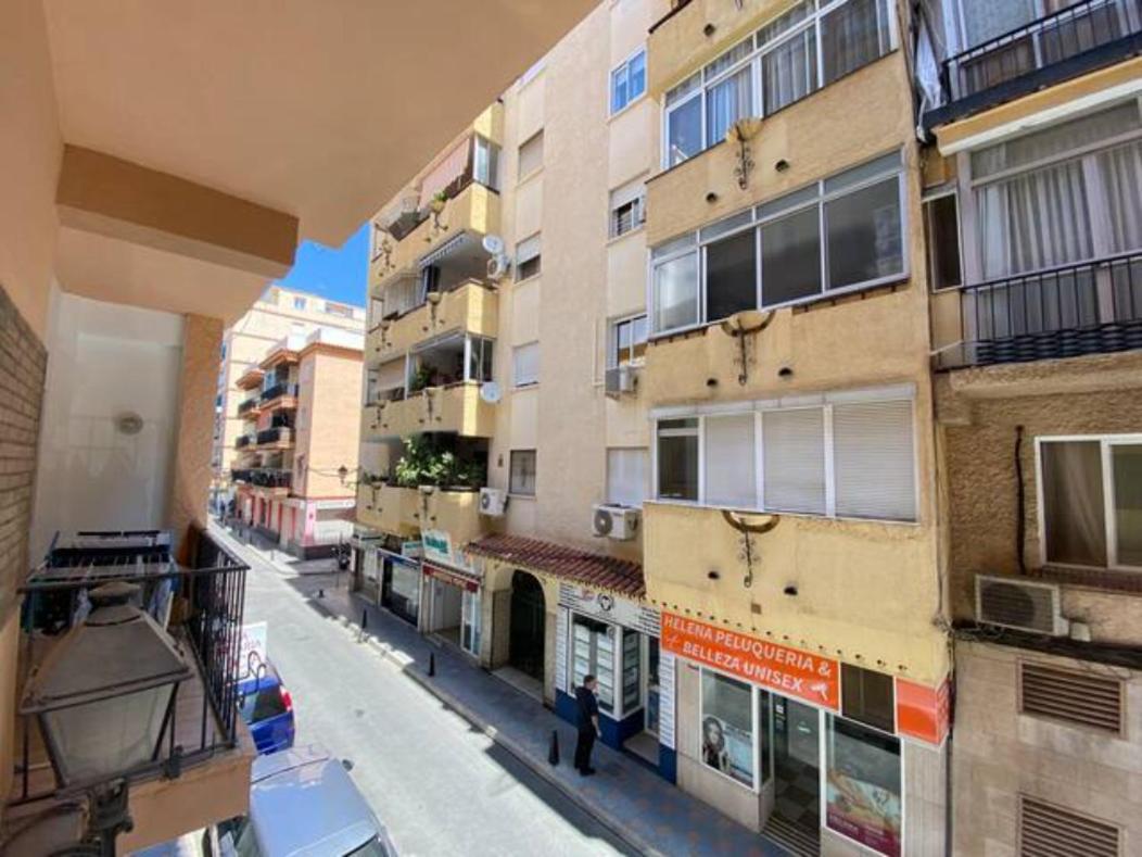 City Center And Beach Renovated Apartment 푸엔히롤라 외부 사진